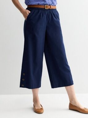 Women's Croft & Barrow® Button Hem Pull-On Crop Pants Navy Size Large